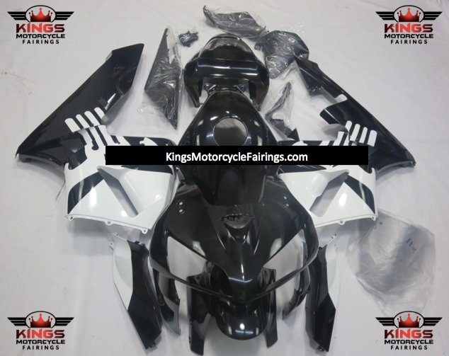 Honda CBR1000RR (2012-2016) Black & White Punisher Skull Fairings