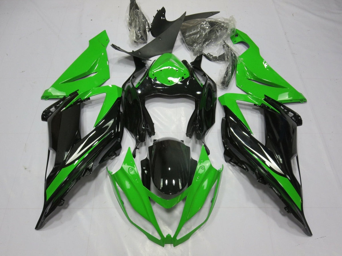 Fairing kit for a Kawasaki ZX6R 636 (2013-2018) Green, Black & Silver