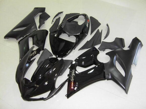 Fairing kit for a Kawasaki ZX6R 636 (2005-2006) Black & Matte Black