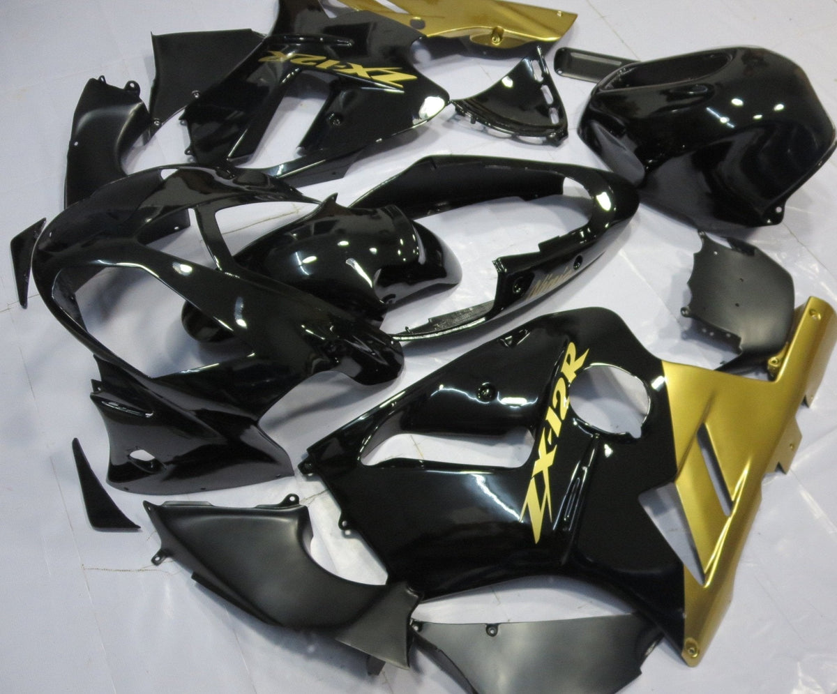 Fairing kit for a Kawasaki ZX12R (2000-2001) Gold & Black