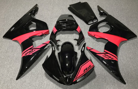 Yamaha YZF-R6 (2005) Black & Red Fairings