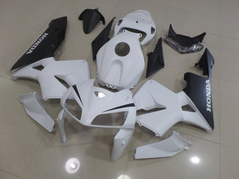 Honda CBR600RR (2005-2006) Matte White & Matte Black Fairings