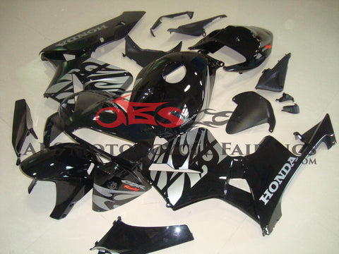 Honda CBR600RR (2005-2006) Black & Silver Tribal Fairings