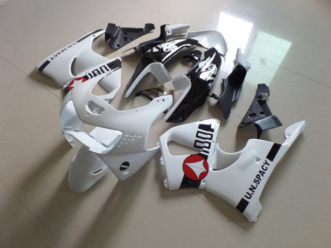 White, Black & Red Skull (1998-1999) Honda CBR900RR 919 Fairings