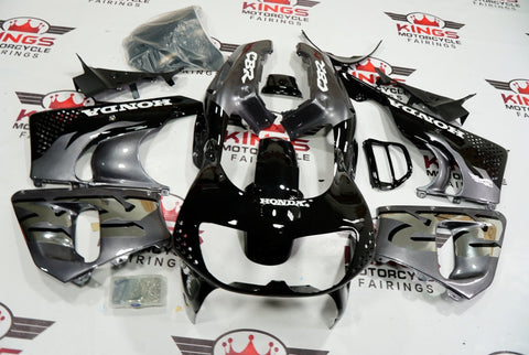 Honda CBR900RR 893 (1996-1997) Black & Silver Fairings