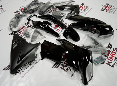 Fairing Kit for a Kawasaki Ninja 650R (2009-2011) Black