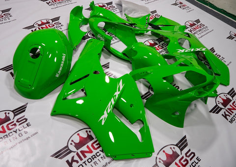 Fairing kit for a KAWASAKI NINJA ZX12R (2002-2006) Lime Green & White