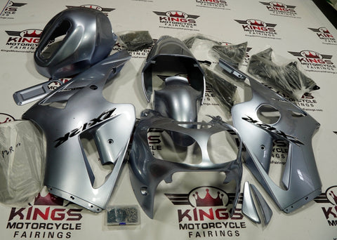 Fairing kit for a Kawasaki ZX12R (2000-2001) Silver & Black