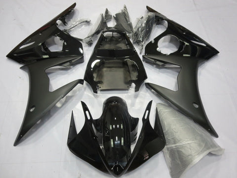 Yamaha YZF-R6 (2005) Gloss Black & Matte Black Fairings