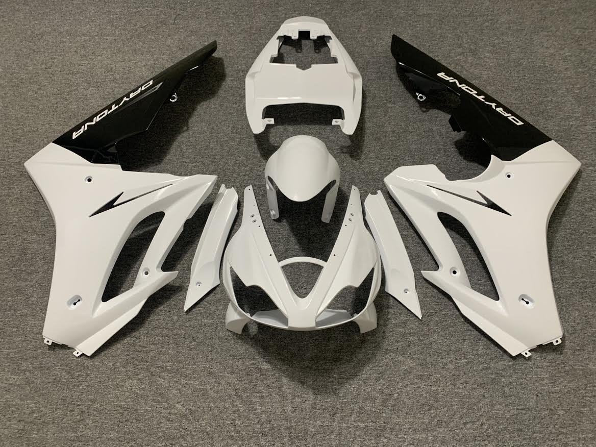 Triumph Daytona 675 (2006-2008) Matte White & Gloss Black Fairings