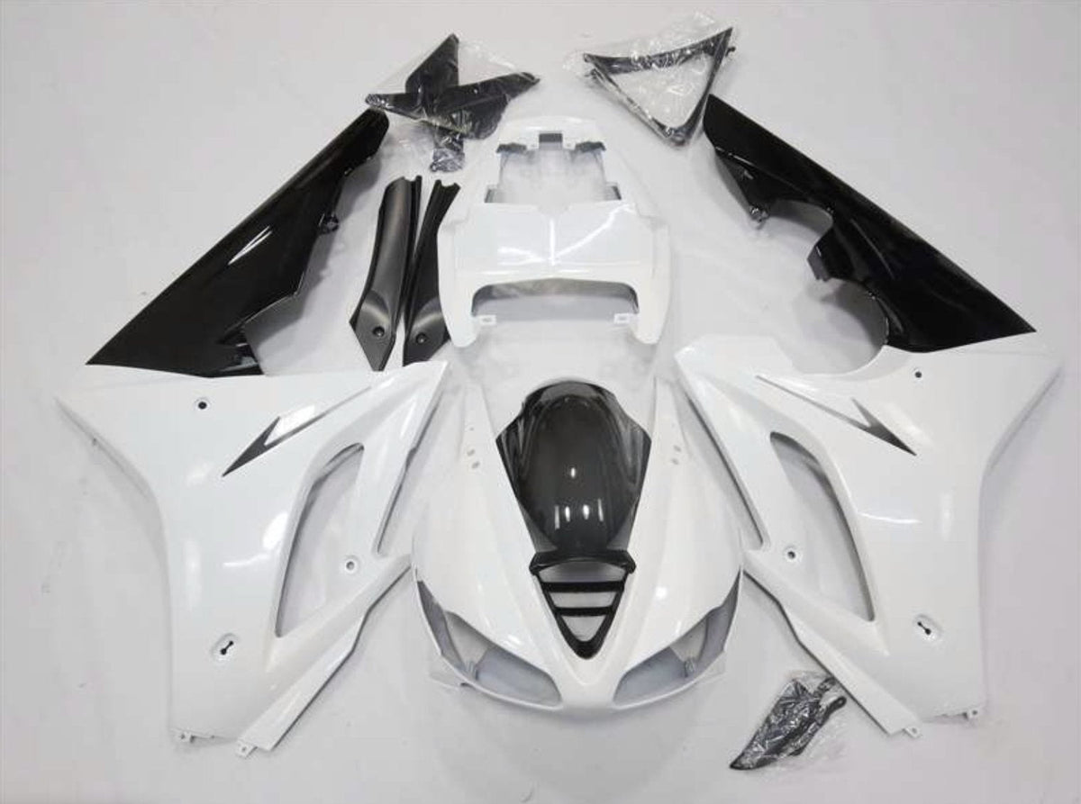 Triumph Daytona 675 (2009-2012) White & Black Fairings