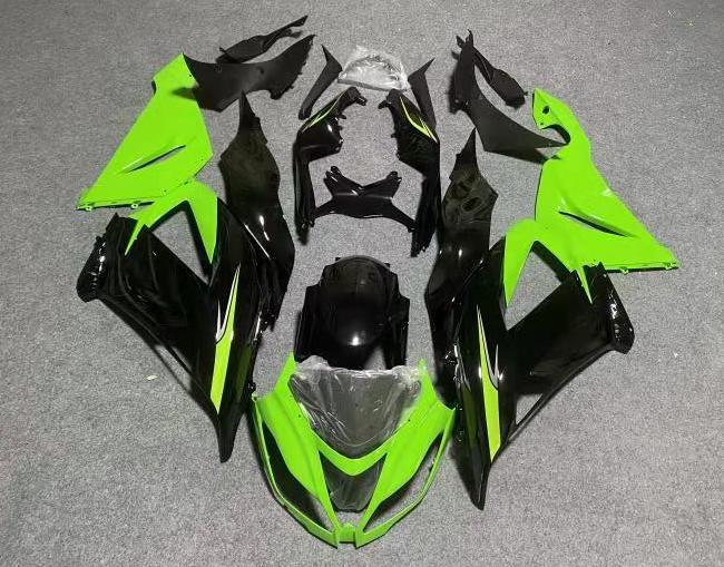 Fairing kit for a Kawasaki Ninja ZX6R 636 (2019-2023) Black & Green