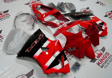 Fairing kit for a Kawasaki ZX6R 636 (2000-2002) Red, Black & White