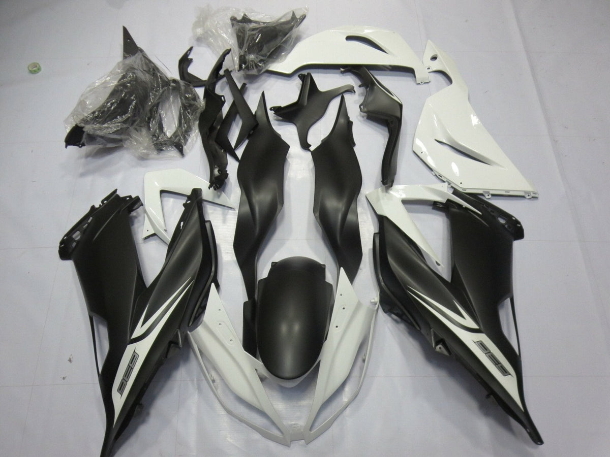 Fairing kit for a Kawasaki ZX6R 636 (2013-2018) Matte Black, Matte White & Gloss White