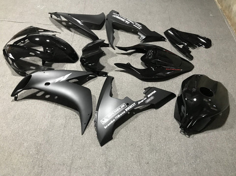 Yamaha YZF-R1 (2004-2006) Black & Matte Black Fairings