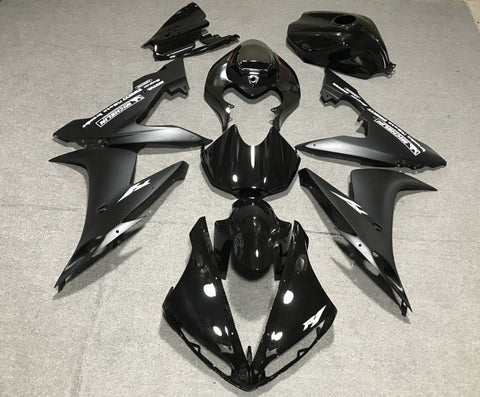 Yamaha YZF-R1 (2004-2006) Black & Matte Black Fairings