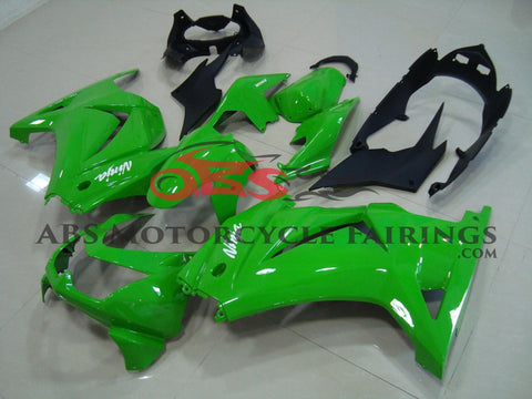 Fairing kit for a Kawasaki Ninja 250R (2008-2013) Green