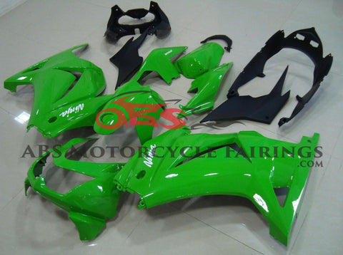 Fairing kit for a Kawasaki Ninja 250R (2008-2013) Green