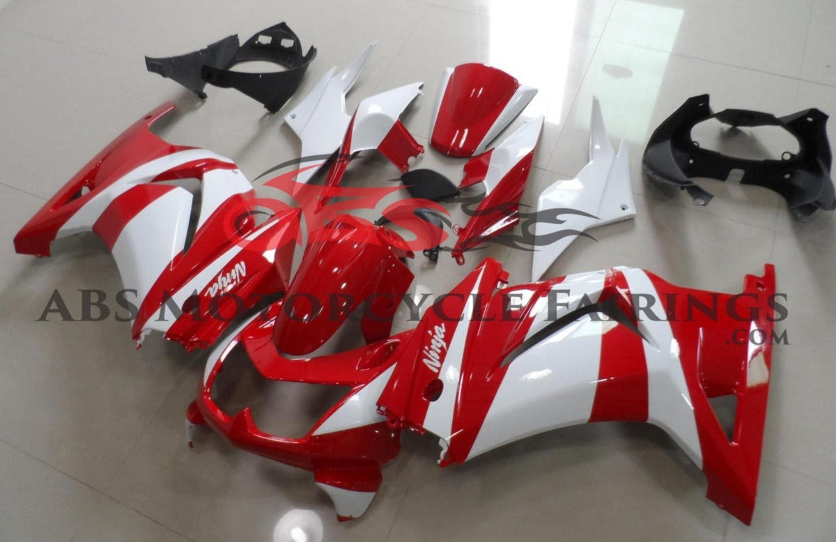 Fairing kit for a Kawasaki Ninja 250R (2008-2013) Red & White