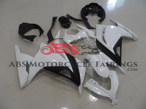 Fairing kit for a Kawasaki Ninja 300 (2013-2017) White & Black