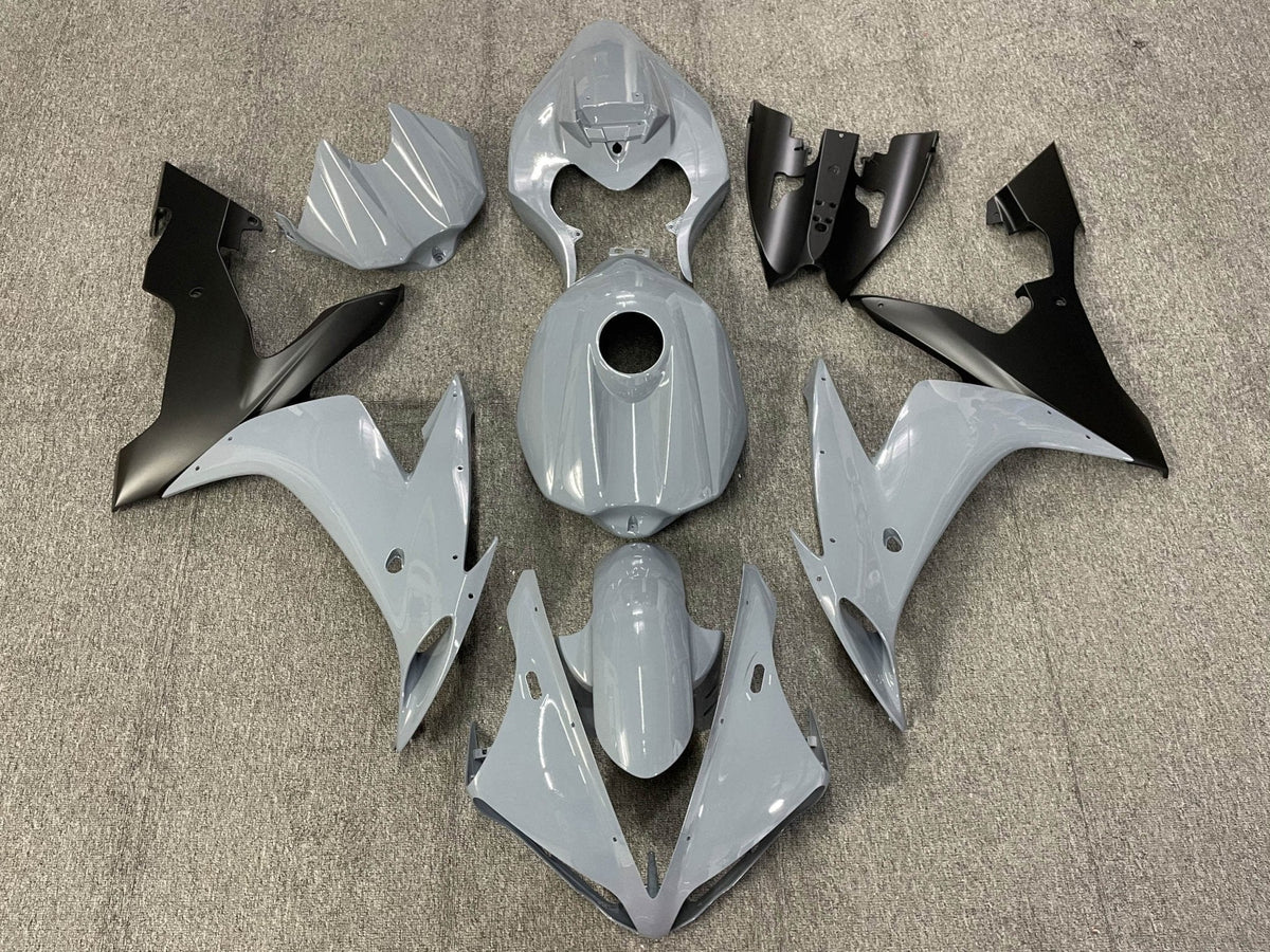 Yamaha YZF-R1 (2004-2006) Nardo Gray & Matte Black Fairings