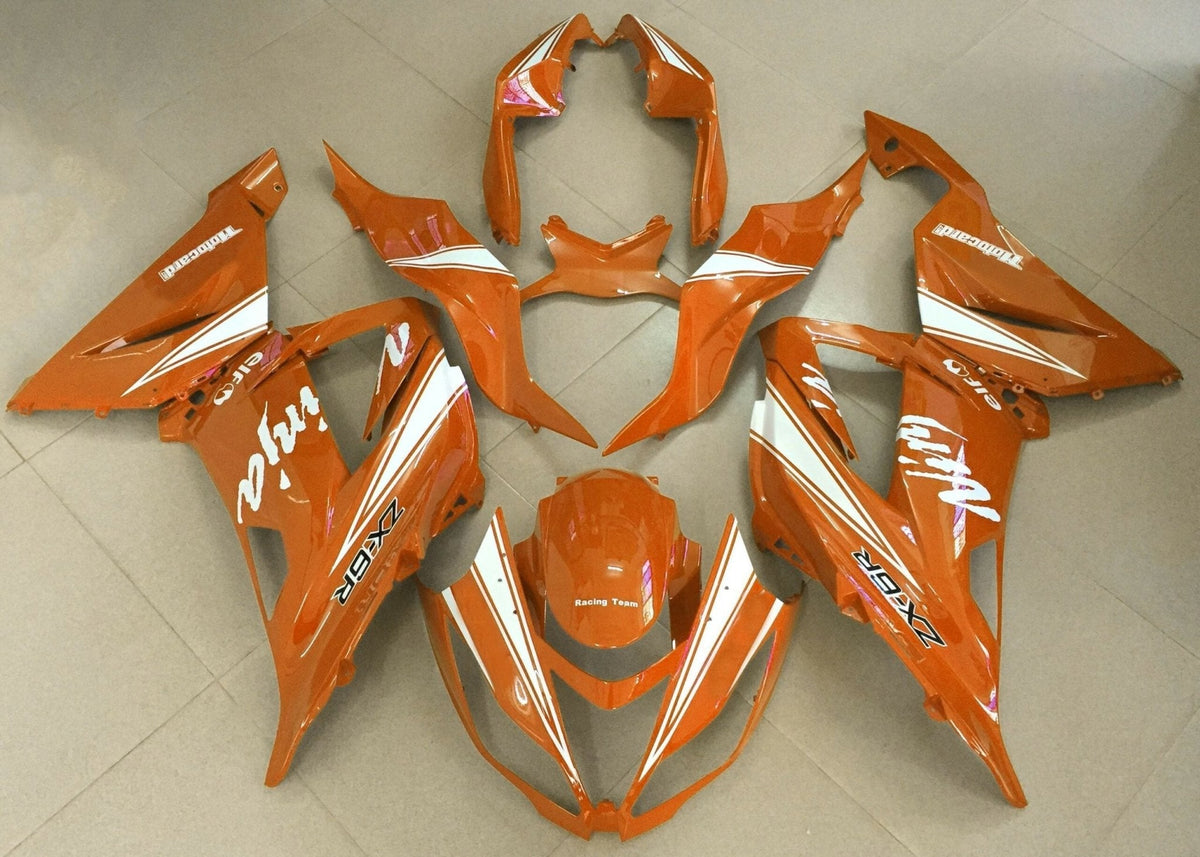 Fairing kit for a Kawasaki ZX6R 636 (2013-2018) Orange & White