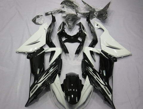 Fairing kit for a Kawasaki ZX6R 636 (2013-2018) Black & White