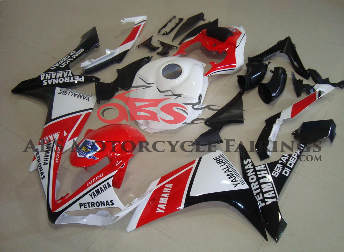 Yamaha YZF-R1 (2007-2008) Red, White & Black Petronas Fairings