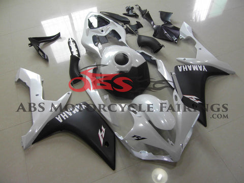 Yamaha YZF-R1 (2007-2008) White & Matte Black Fairings