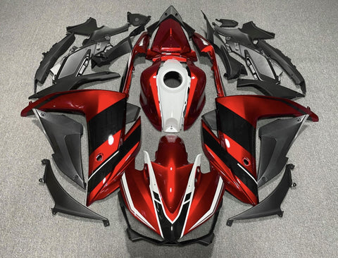 Yamaha YZF-R3 (2015-2018) Candy Red, Black & White Fairings