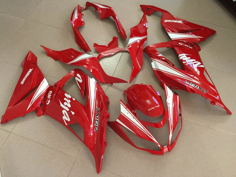 Fairing kit for a Kawasaki ZX6R 636 (2013-2018) Red & White