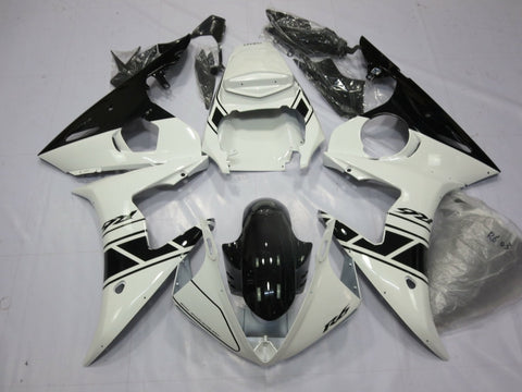 Yamaha YZF-R6 (2005) White & Black Fairings