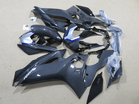 YAMAHA YZF-R6 (2017-2020) Faux Carbon Fiber, Silver & Blue Fairings