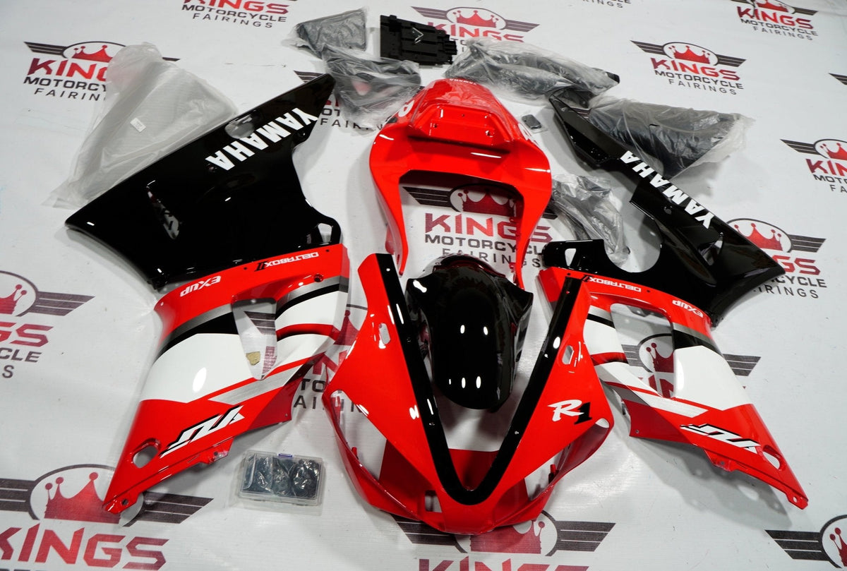 Yamaha YZF-R1 (2000-2001) Red, White & Black DeltaBox Fairings