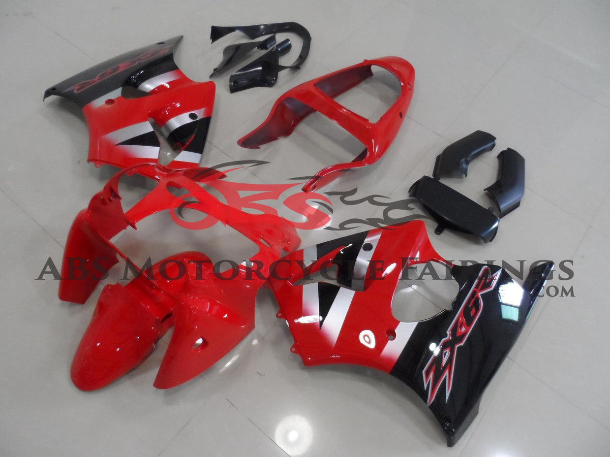 Fairing kit for a Kawasaki ZX6R 636 (2000-2002) Red & Black